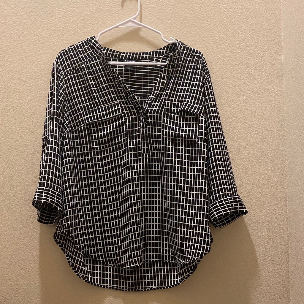 Torrid Black And White Grid Henley Blouse - Women Size 00